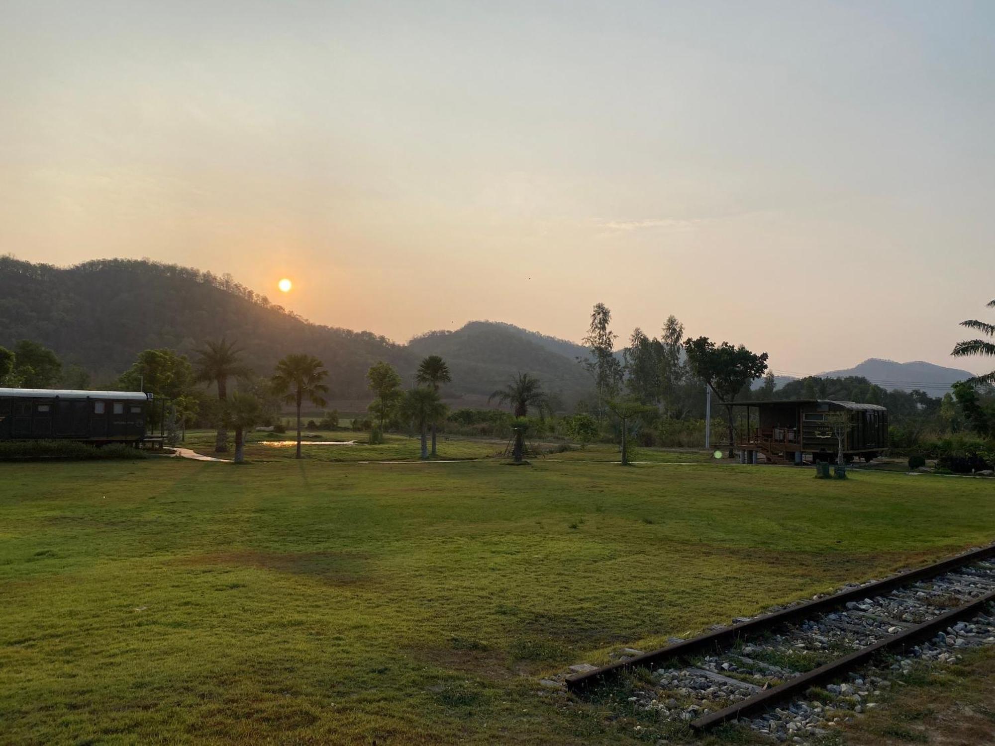Nex Station Kanchanaburi Zewnętrze zdjęcie